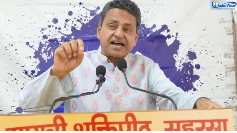 गायत्री शक्तिपीठ व्यक्तित्व परिष्कार सत्र में नारी के मातृत्व और प्रेम पर डॉ अरुण कुमार जायसवाल का संबोधन